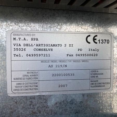 Kaltwassersatz MTA 219 , 220 KW Kälteleistung Chiller Kälteanlage