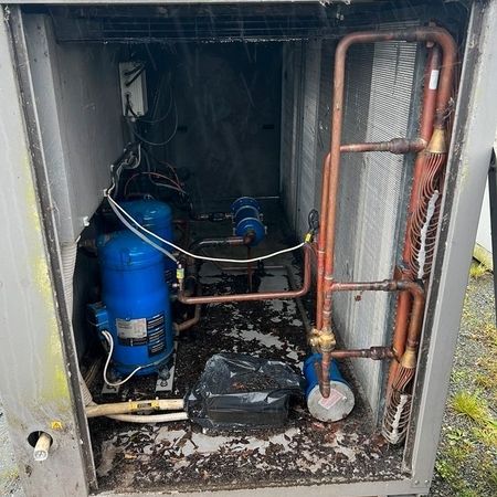 Kaltwassersatz Uniflair 74 KW Chiller